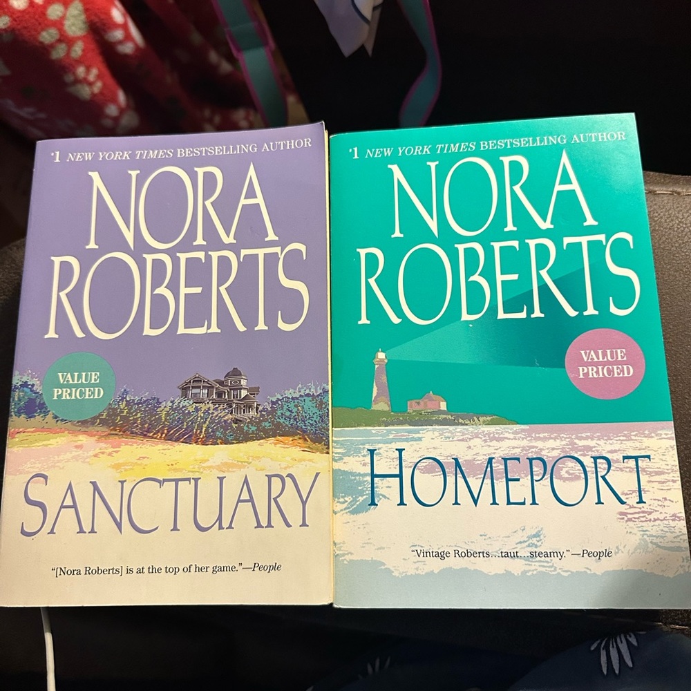 Pair of Nora Roberts books